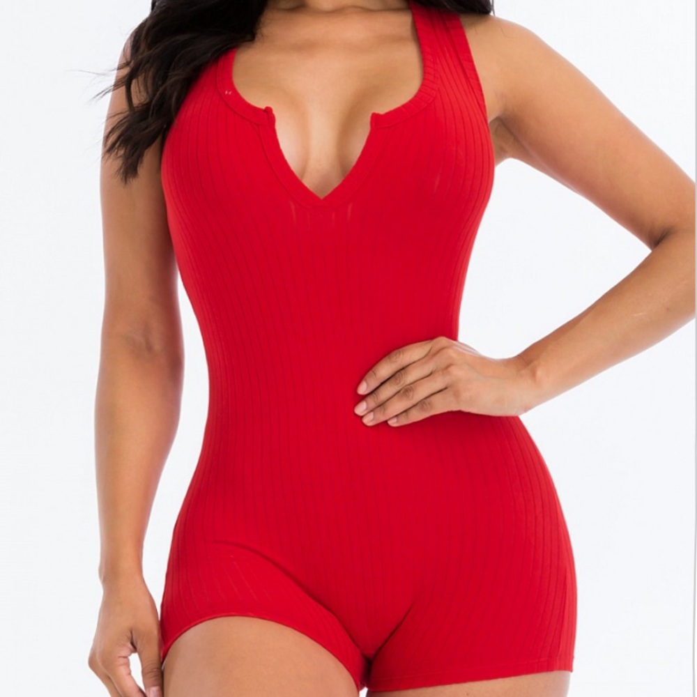 Red Ribbed Romper - Picture 7 of 8